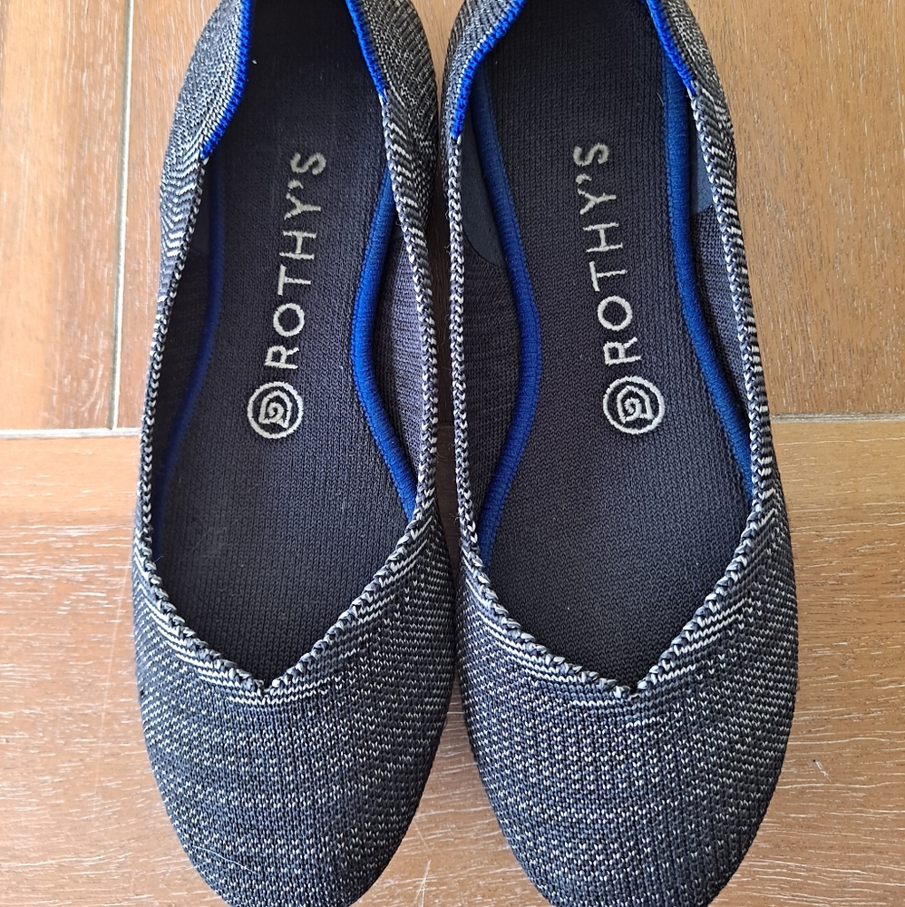 Rothy's round flats